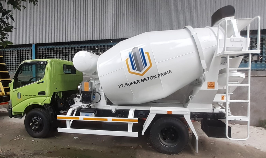 CIMC Mixer Concrete 3CBM photo