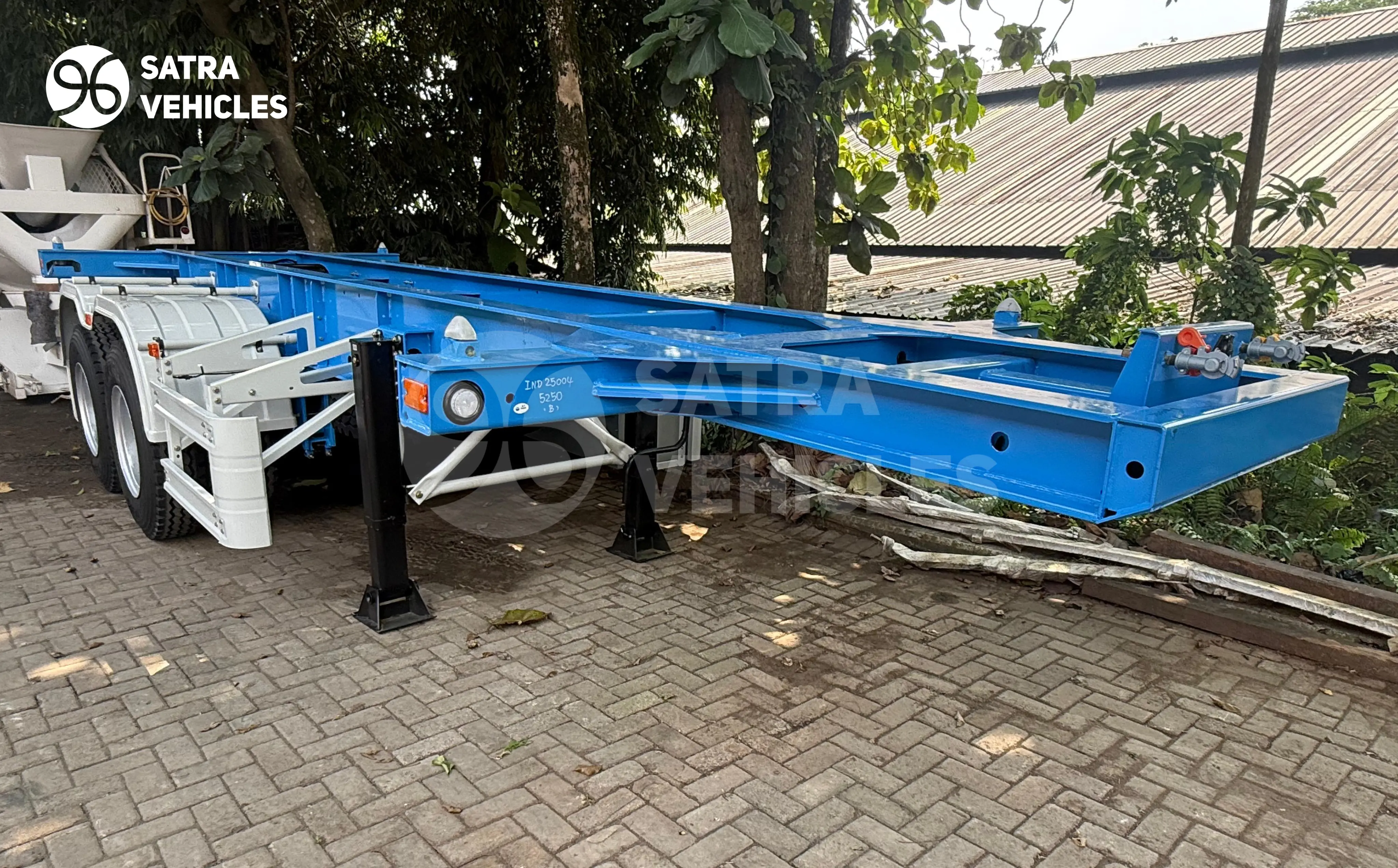 CIMC Trailer Skeleton 20 FT photo
